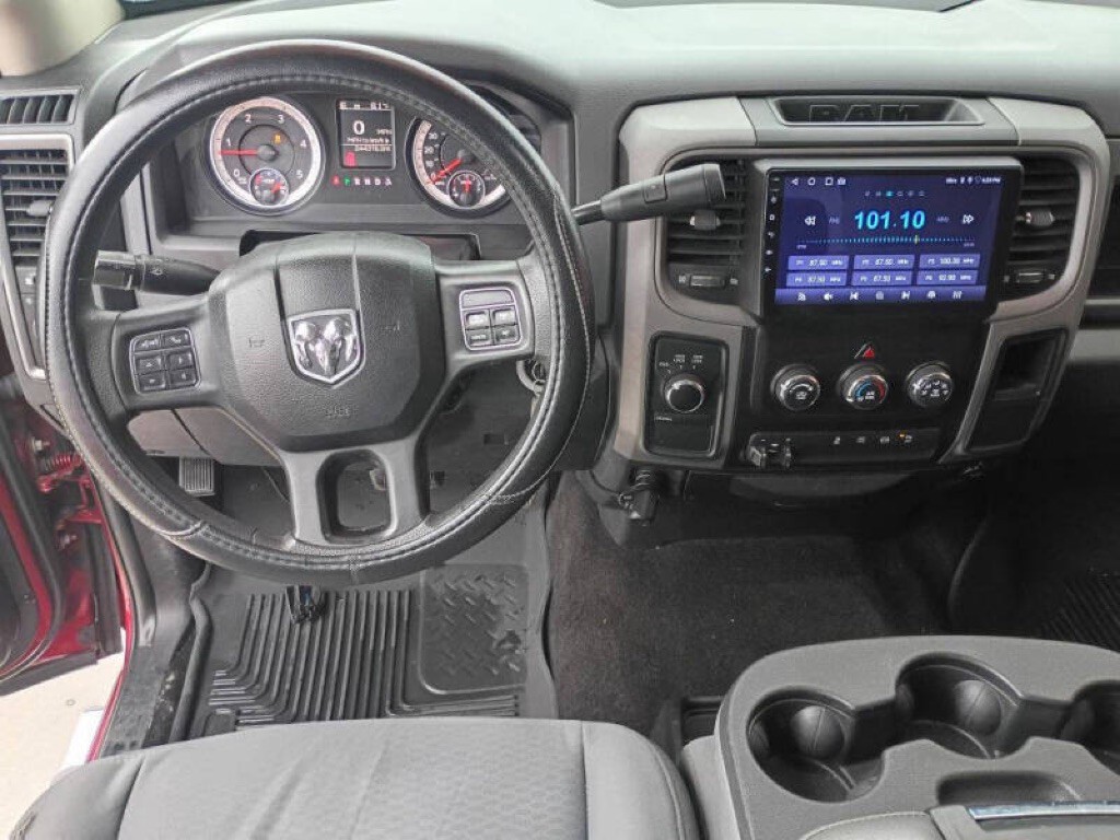 2015 RAM 2500 Image 17