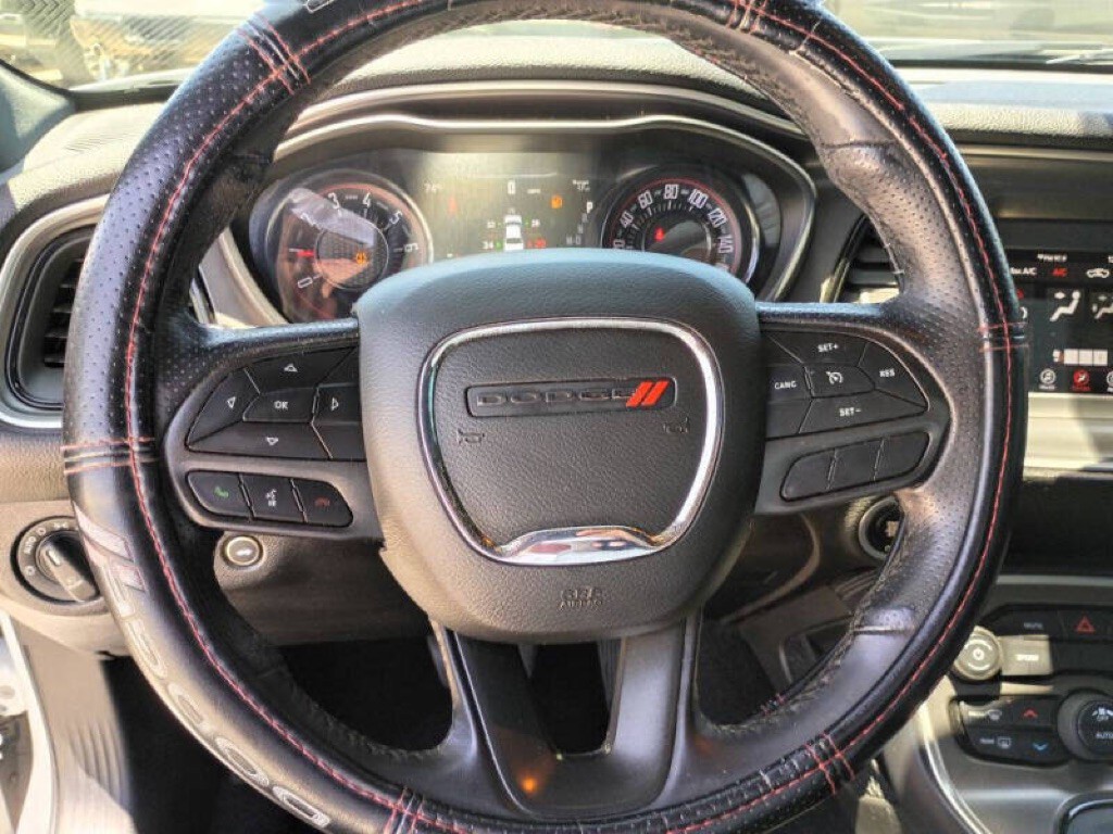 2021 Dodge Challenger Image 12