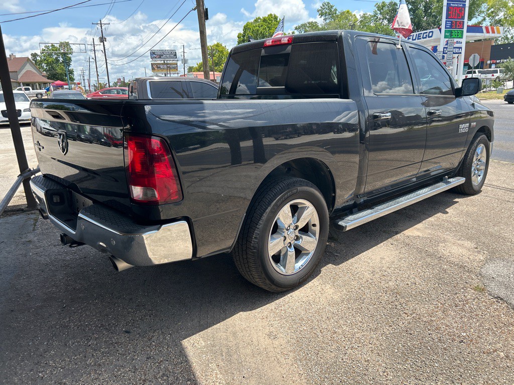 2016 RAM 1500 Image 5