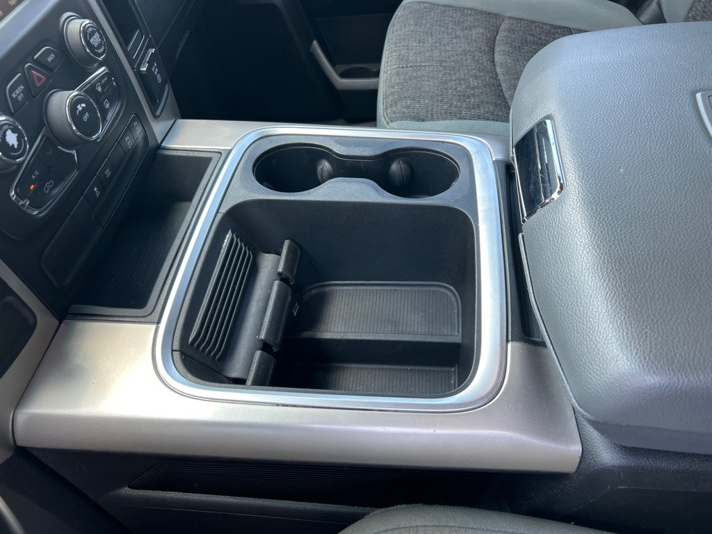 2016 RAM 1500 Image 17