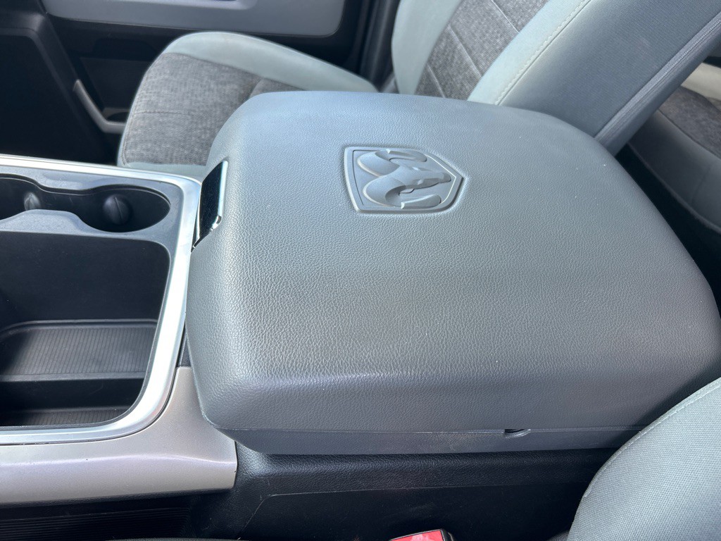 2016 RAM 1500 Image 18