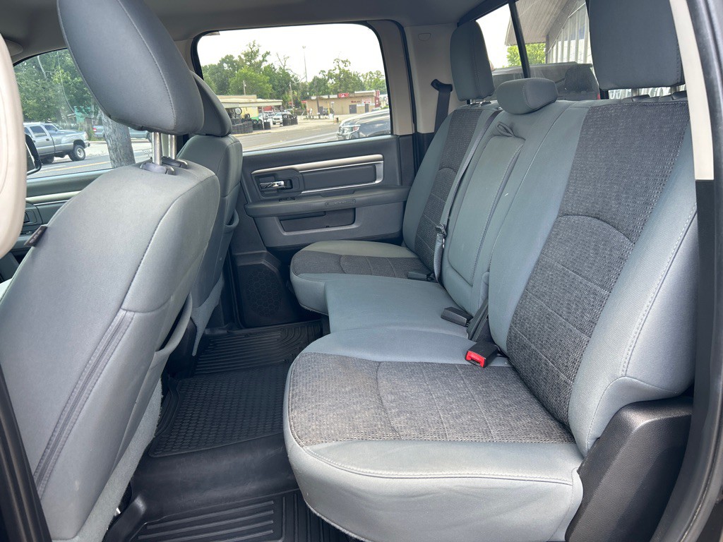2016 RAM 1500 Image 24