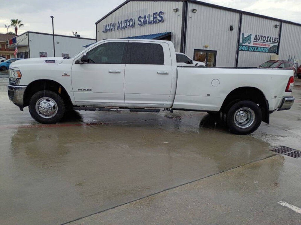 2019 RAM 3500 Image 4