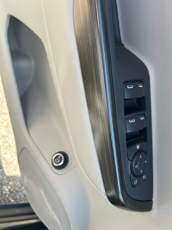 2021 GMC Acadia Image 8