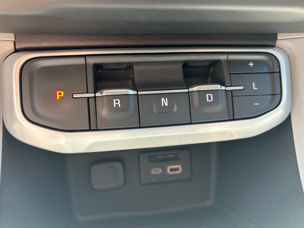2021 GMC Acadia Image 14