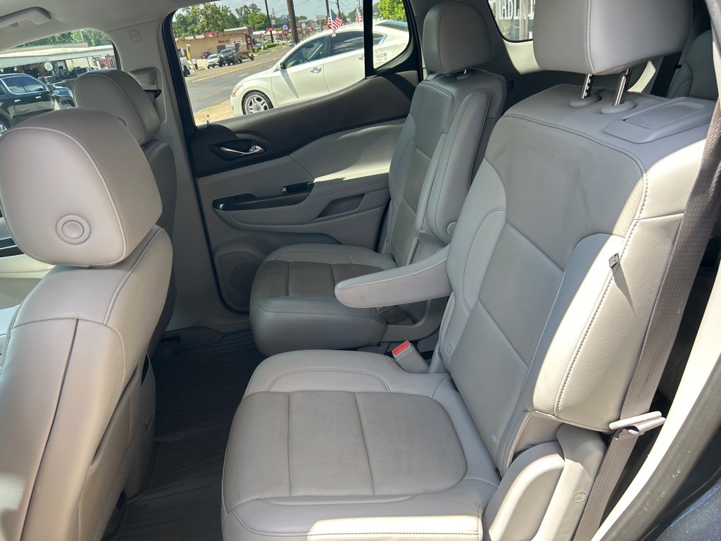 2021 GMC Acadia Image 21