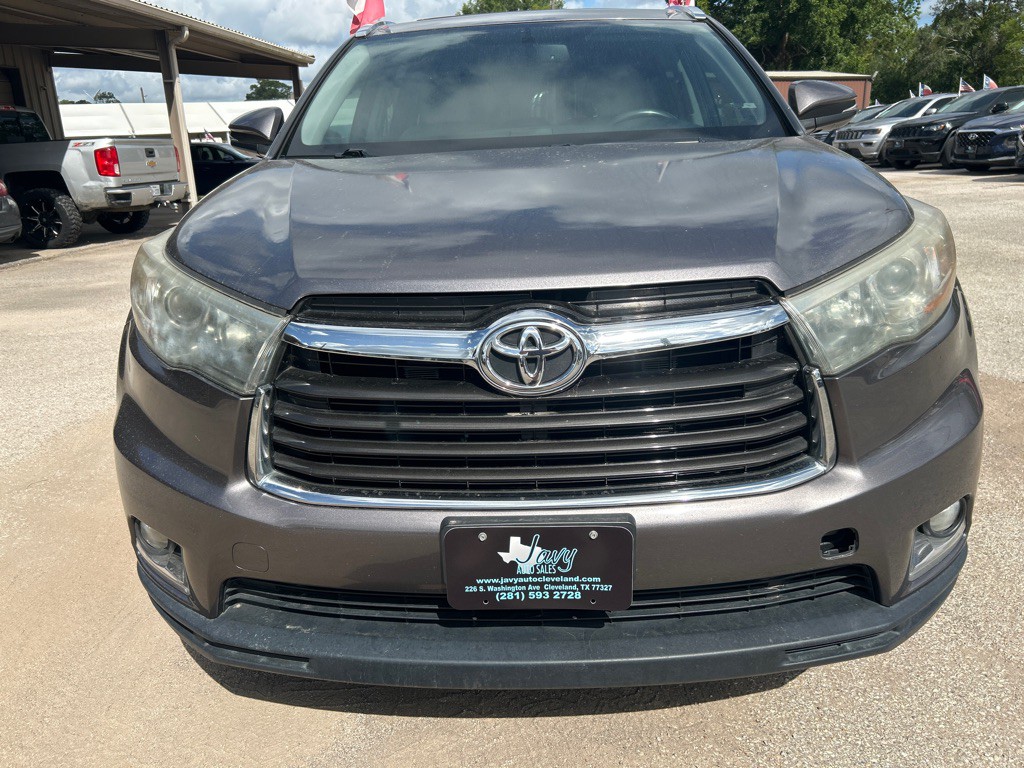 2015 Toyota Highlander Image 2