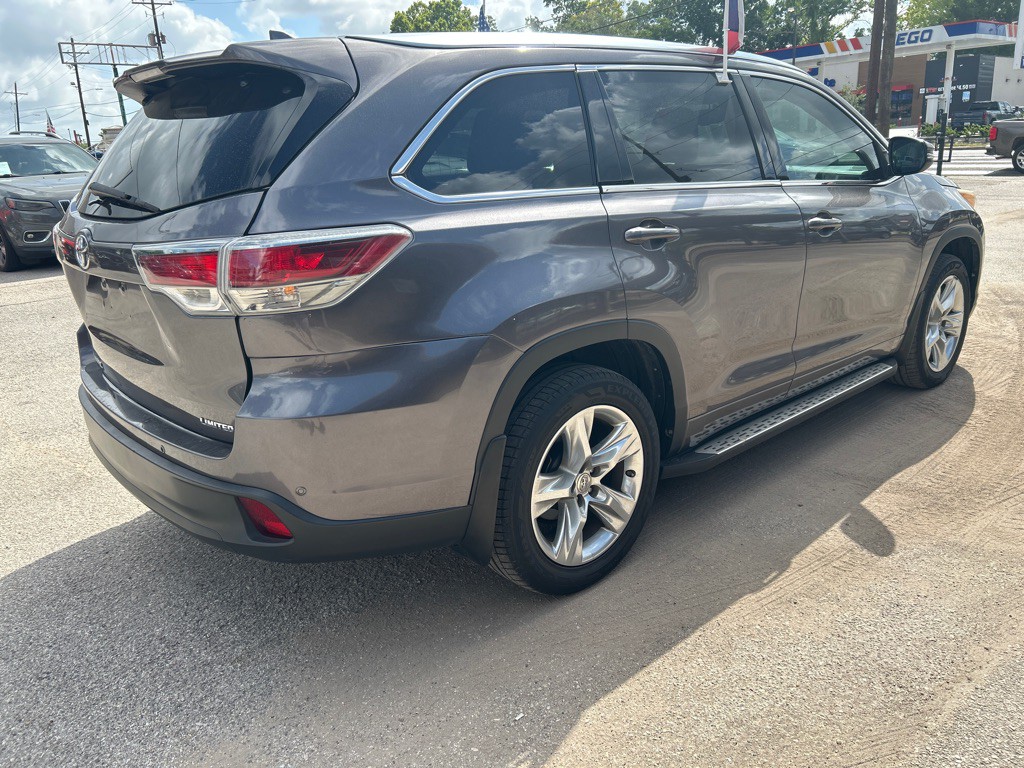 2015 Toyota Highlander Image 5