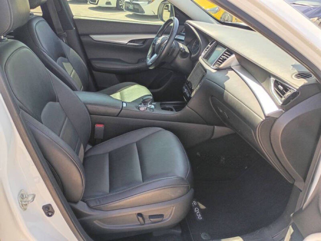 2021 INFINITI QX50 Image 18