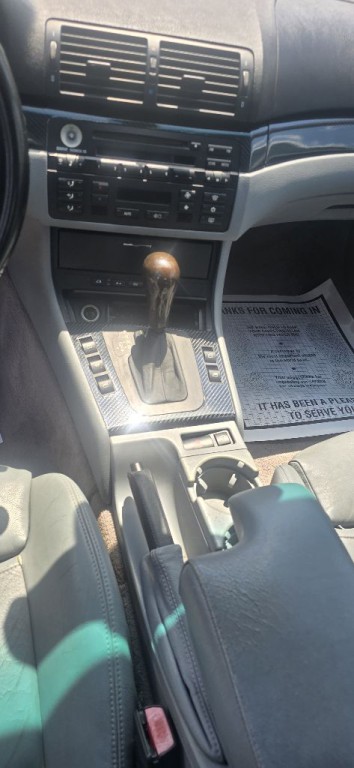 2004 BMW 3 Series Image 7