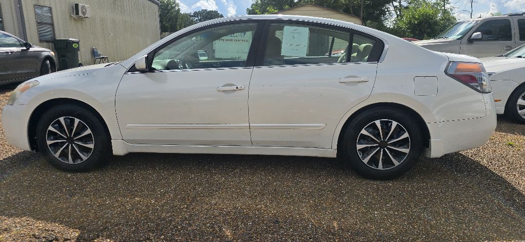 2008 Nissan Altima Image 2