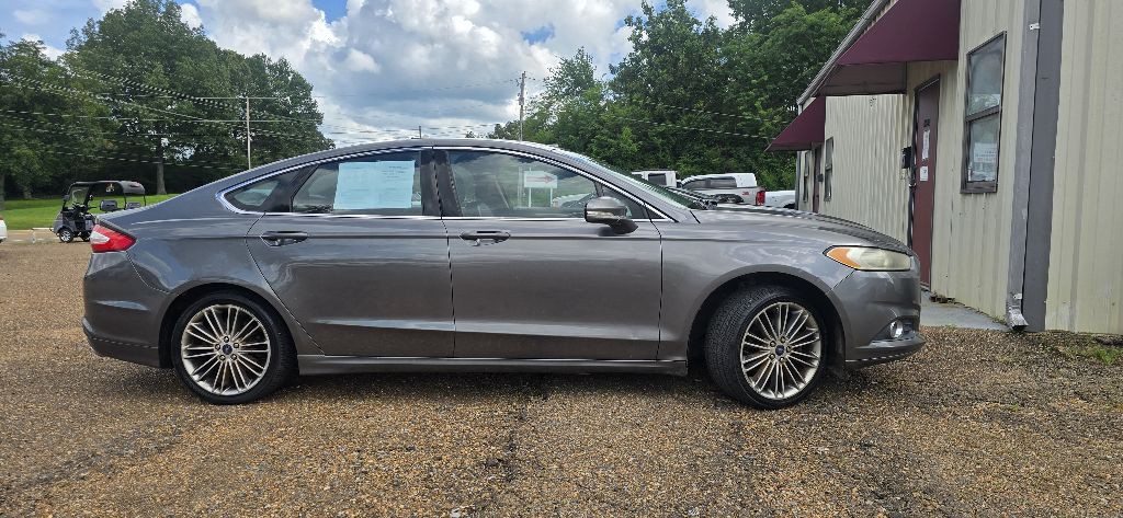 2013 Ford Fusion Image 1
