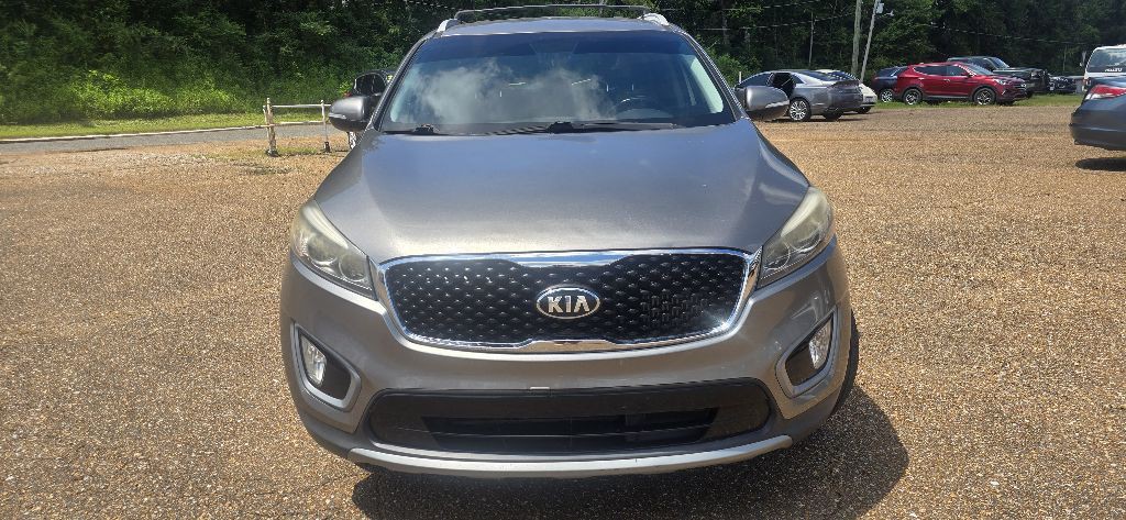 2016 Kia Sorento Image 1