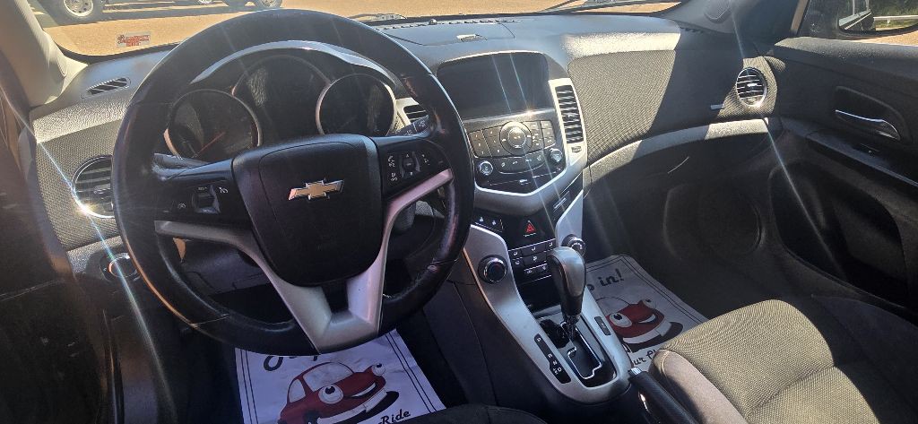 2014 Chevrolet Cruze Image 5