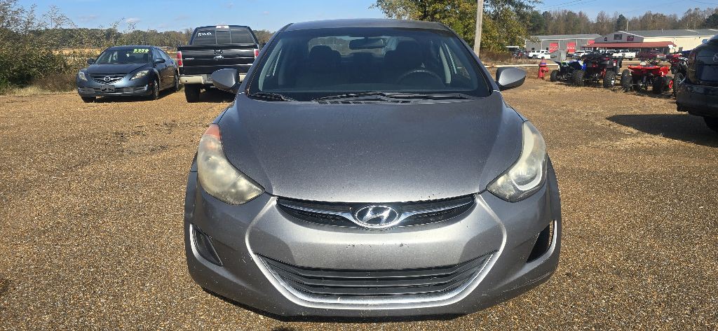 2011 Hyundai Elantra Image 1