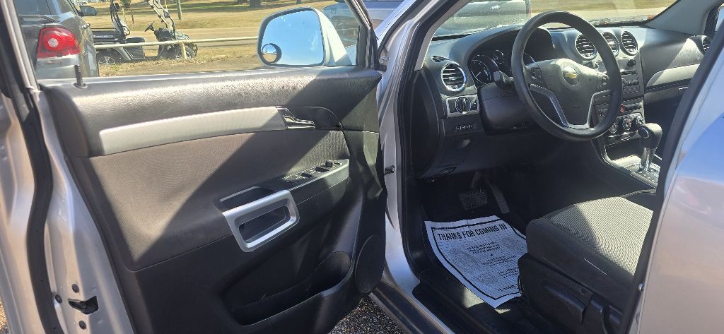 2012 Chevrolet Captiva Image 2