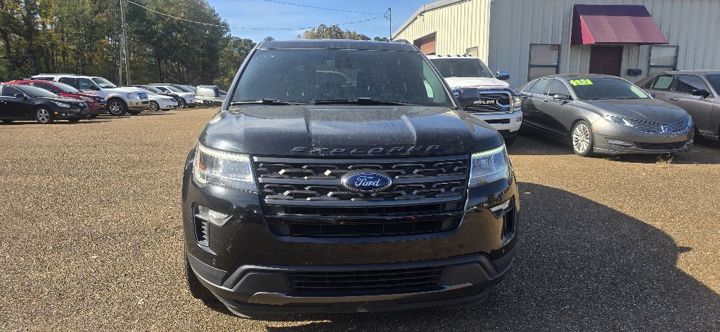 2018 Ford Explorer Image 1