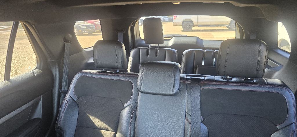 2018 Ford Explorer Image 8