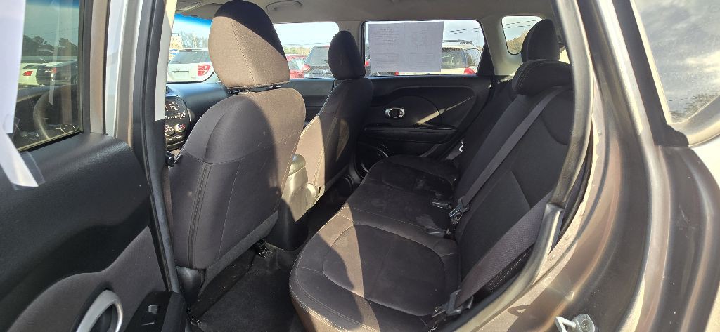 2015 Kia Soul Image 8