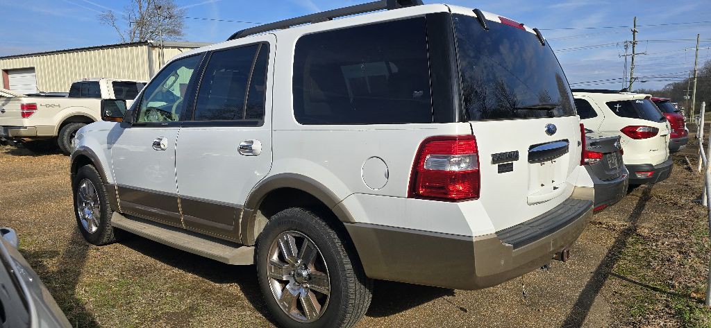 2011 Ford Expedition Image 4