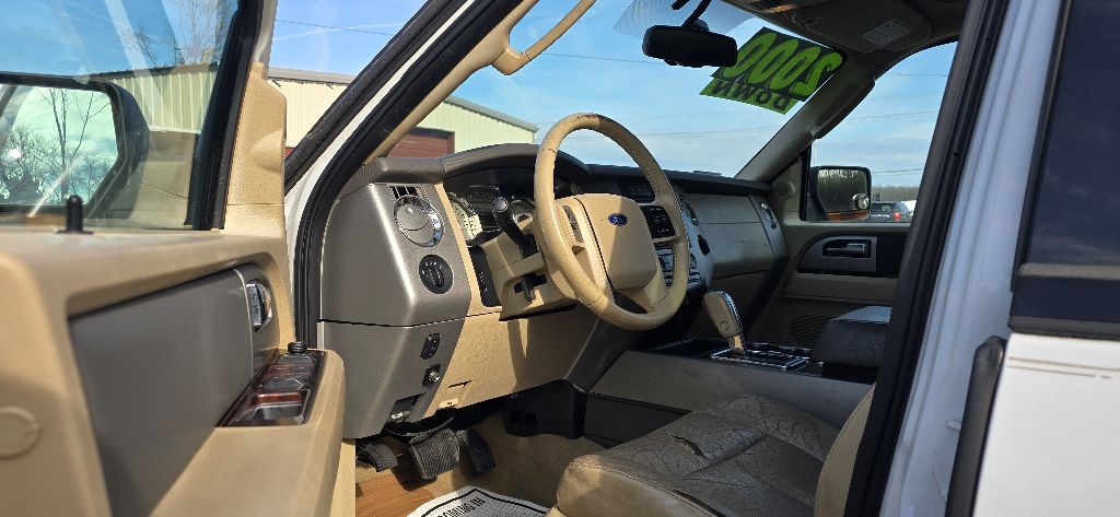 2011 Ford Expedition Image 5