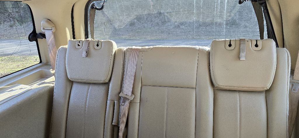 2011 Ford Expedition Image 9