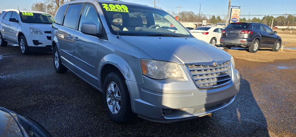 2008 Chrysler Town & Country Image 5