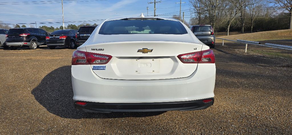 2020 Chevrolet Malibu Image 3