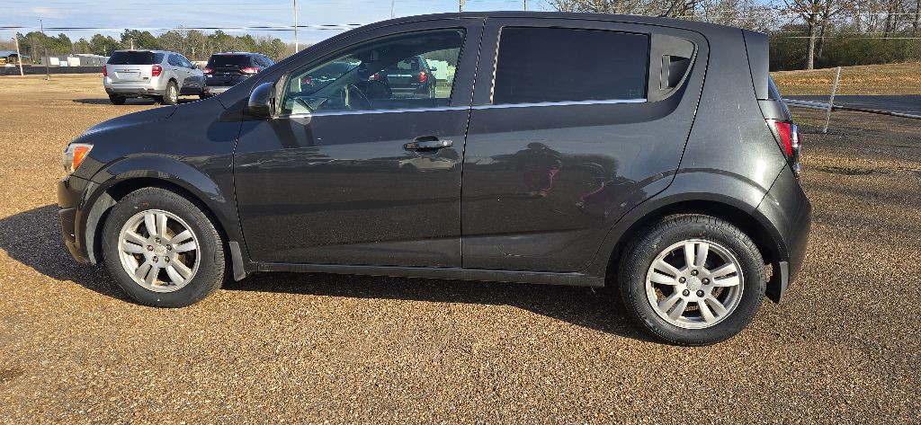 2014 Chevrolet Sonic Image 6