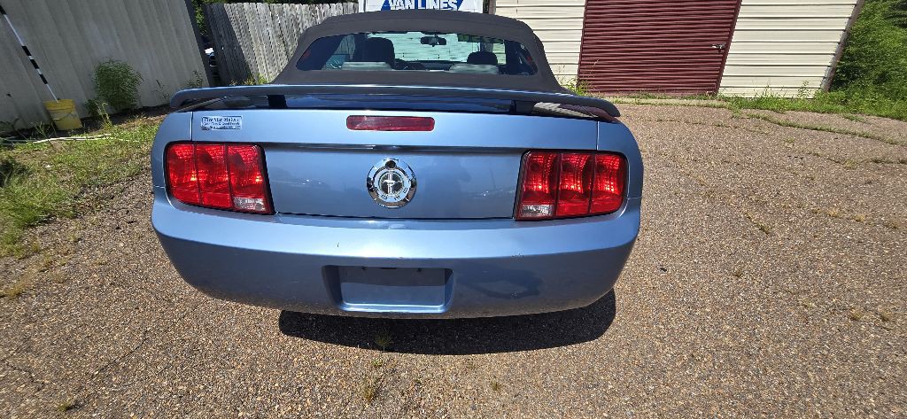2006 Ford Mustang Image 3