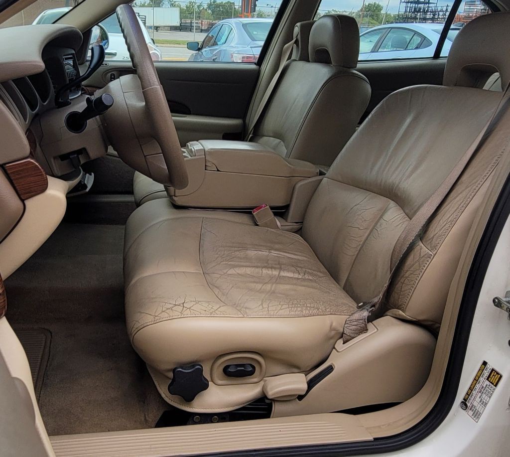 2004 Buick LeSabre Image 9