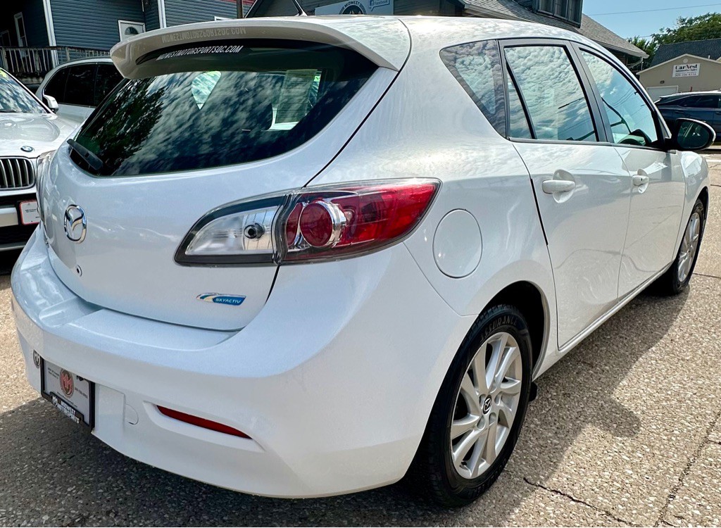 2013 Mazda Mazda3 Image 4