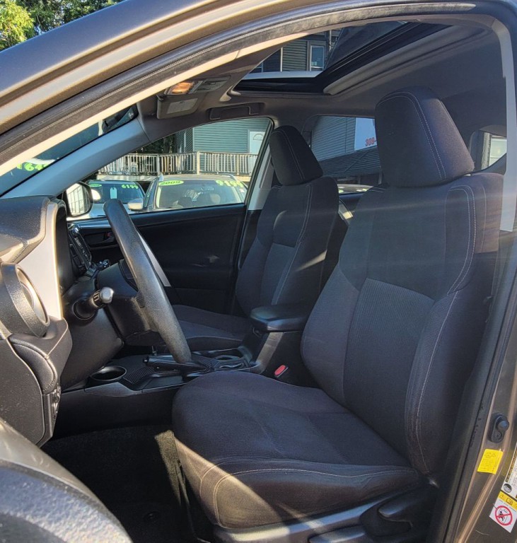 2013 Toyota Rav4 Image 9