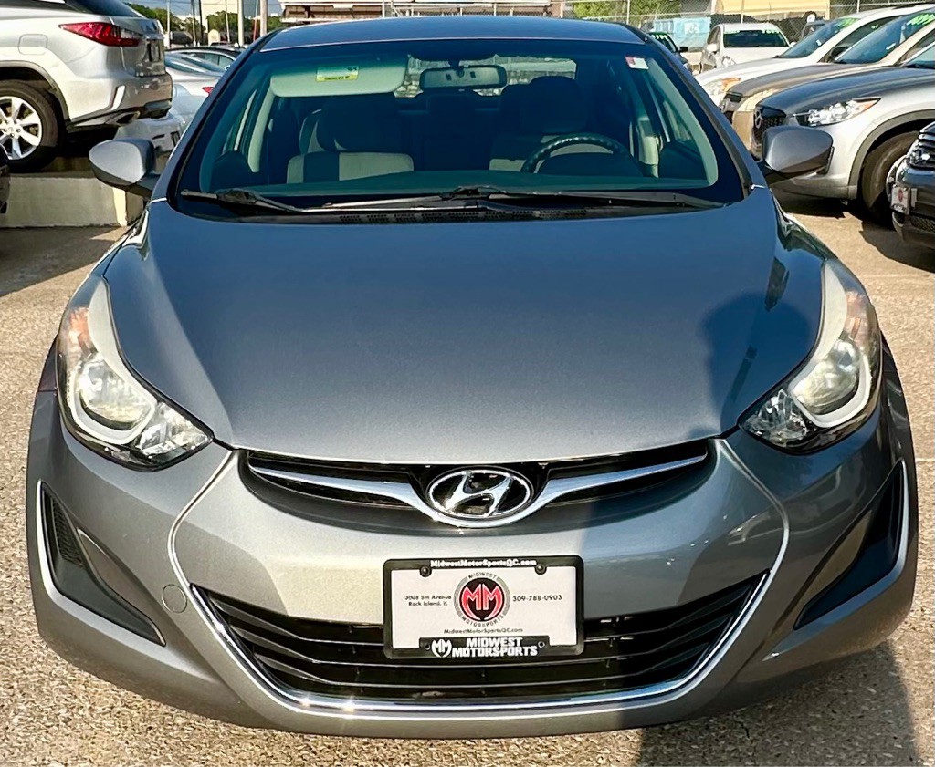 2014 Hyundai Elantra Image 2
