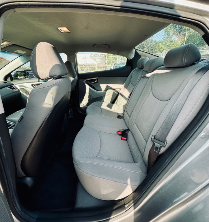 2014 Hyundai Elantra Image 10