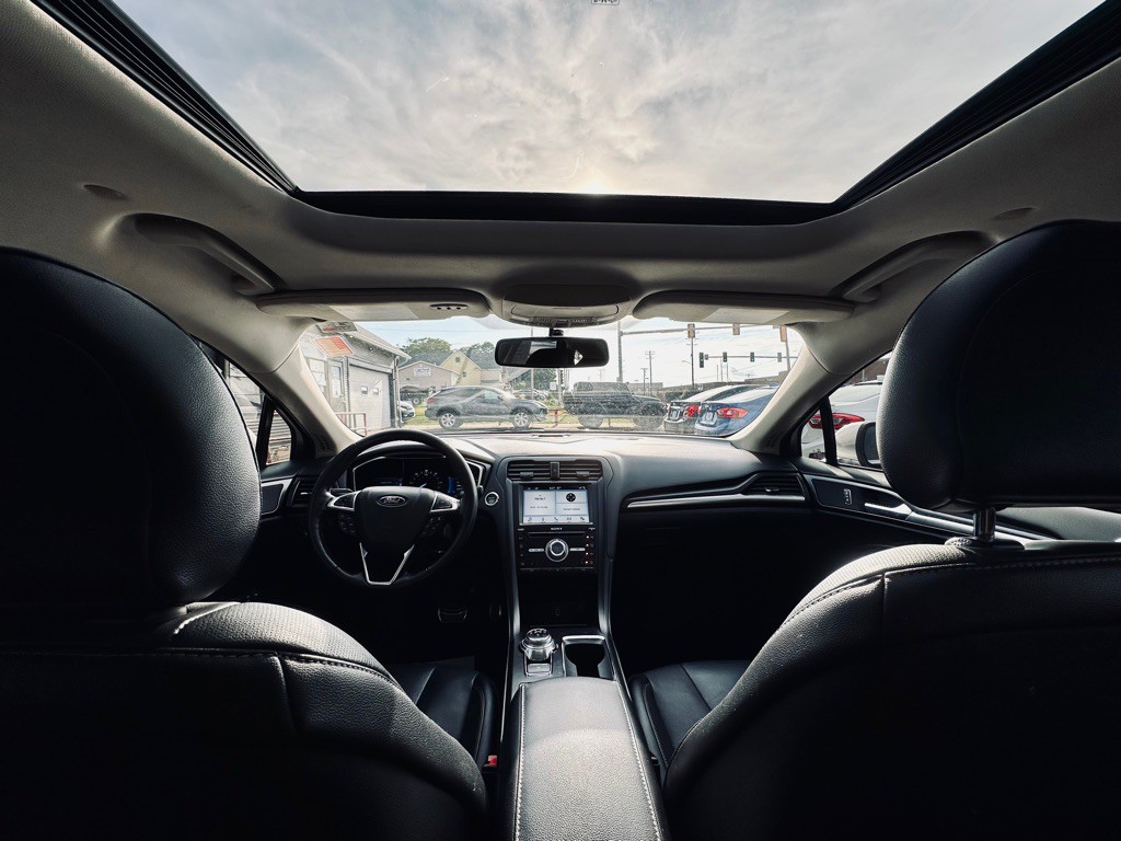 2018 Ford Fusion Image 11