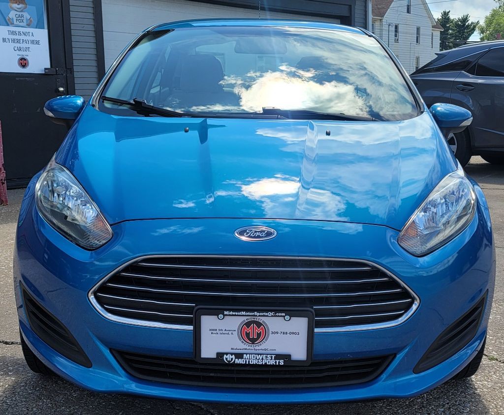 2014 Ford Fiesta Image 2