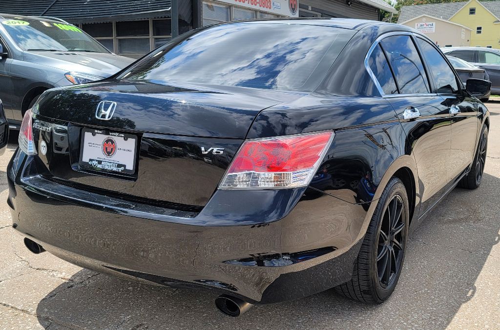 2010 Honda Accord Image 4