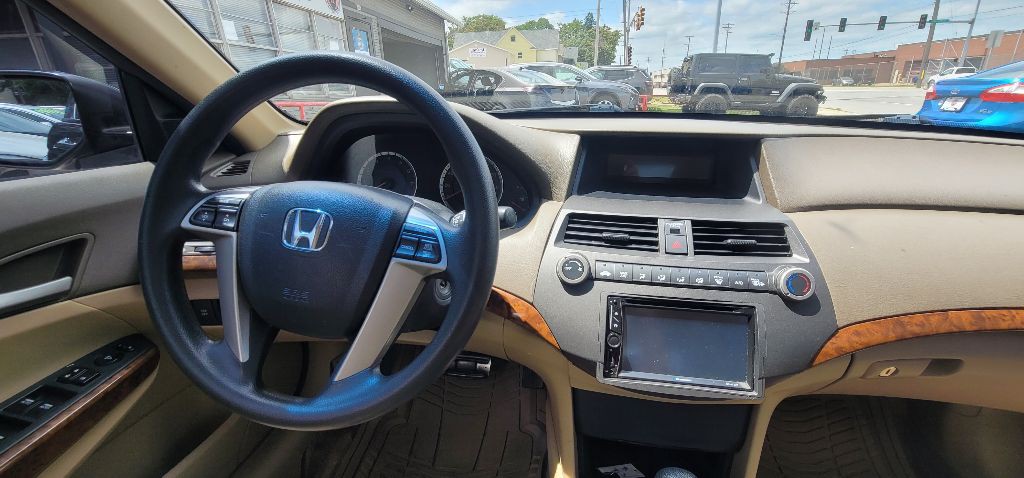 2010 Honda Accord Image 14