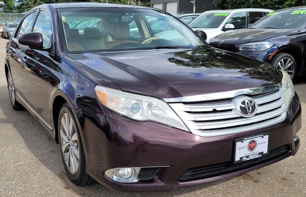 2011 Toyota Avalon Image 3