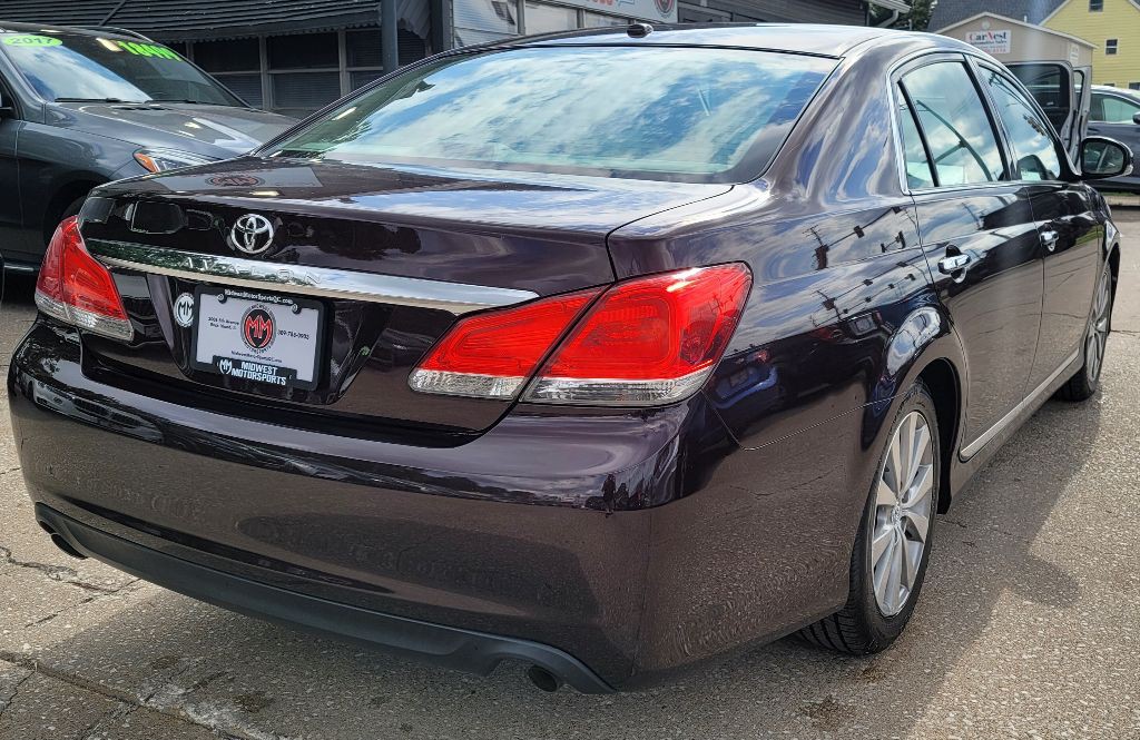 2011 Toyota Avalon Image 4