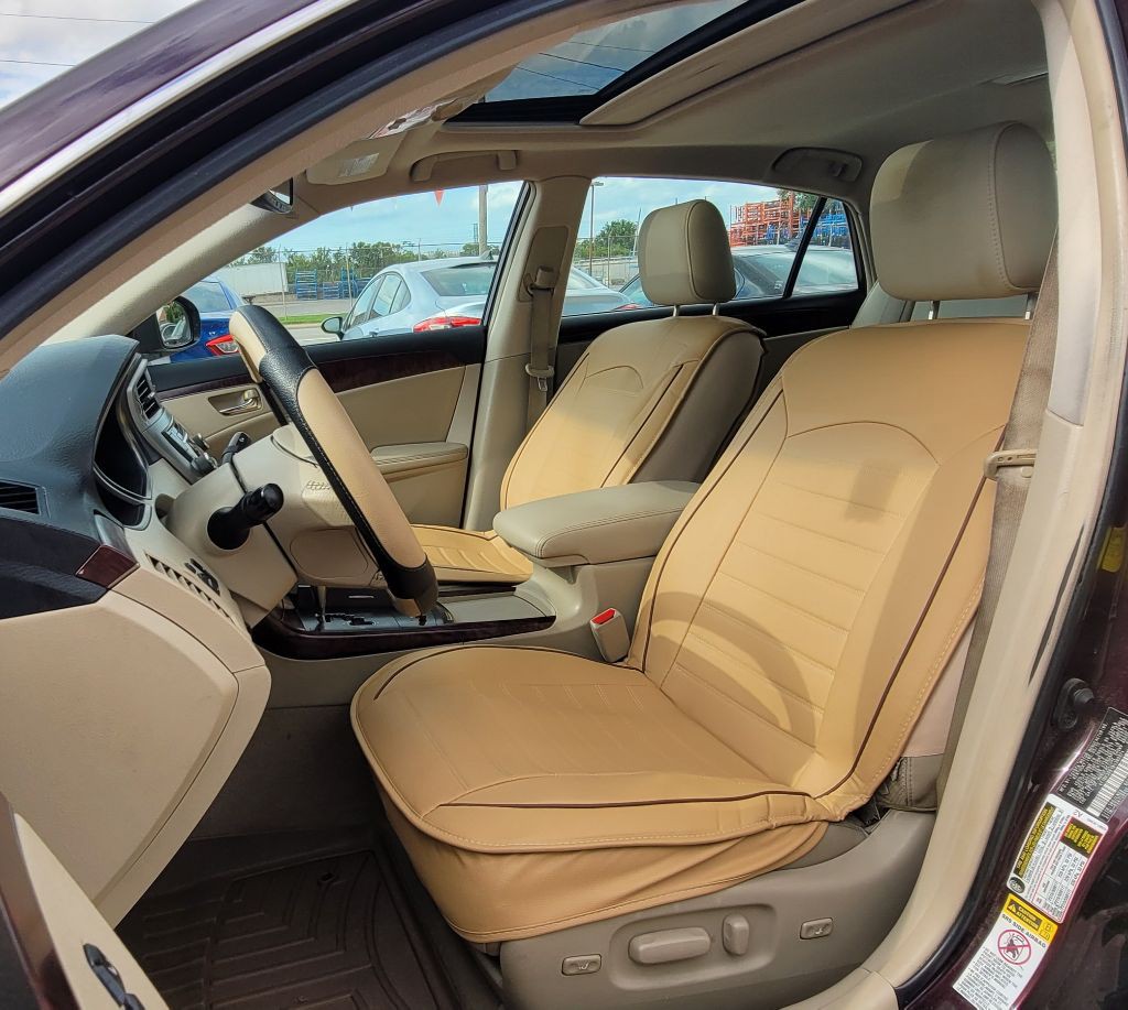 2011 Toyota Avalon Image 9
