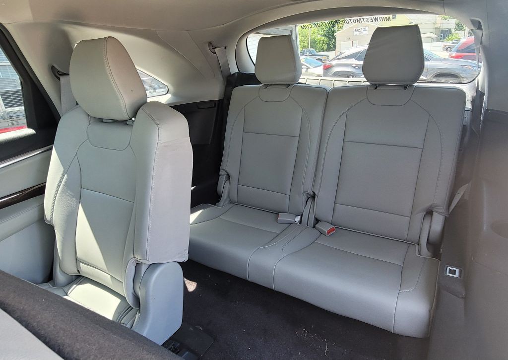 2017 Acura MDX Image 11
