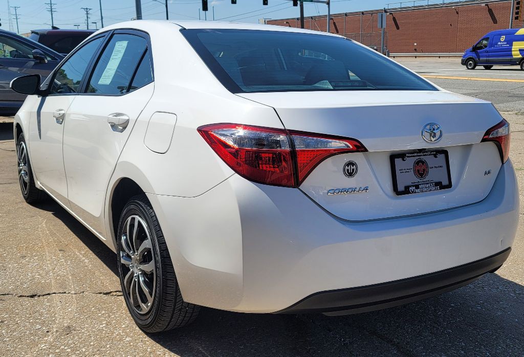 2016 Toyota Corolla Image 6