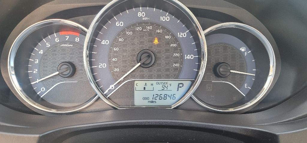 2016 Toyota Corolla Image 16