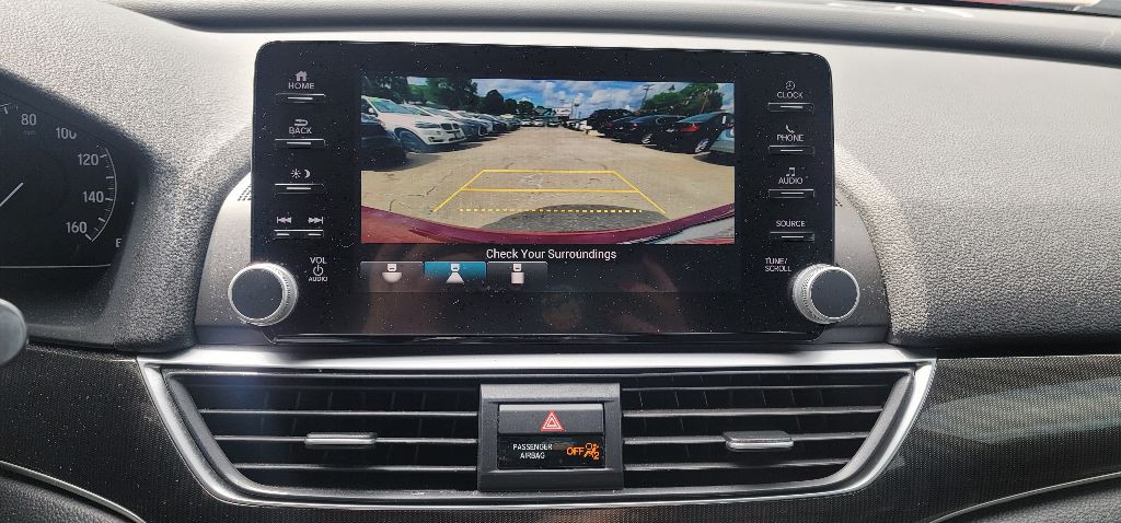 2018 Honda Accord Image 17