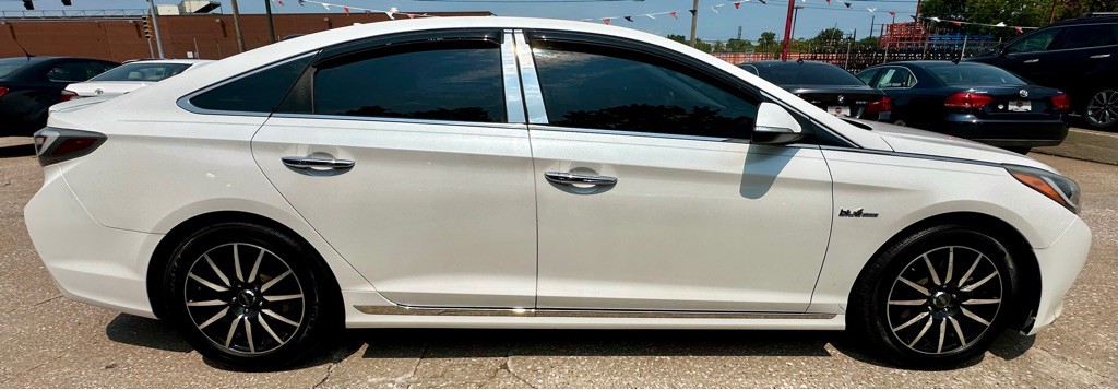 2016 Hyundai Sonata Image 5