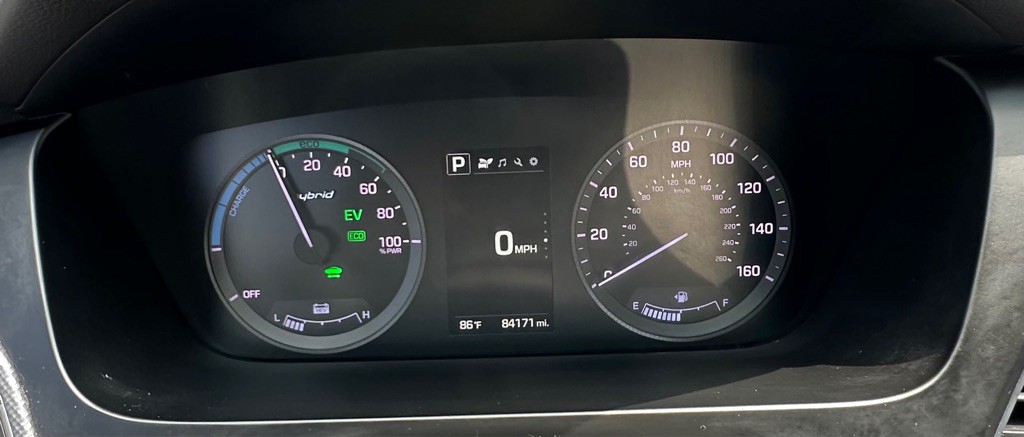 2016 Hyundai Sonata Image 12