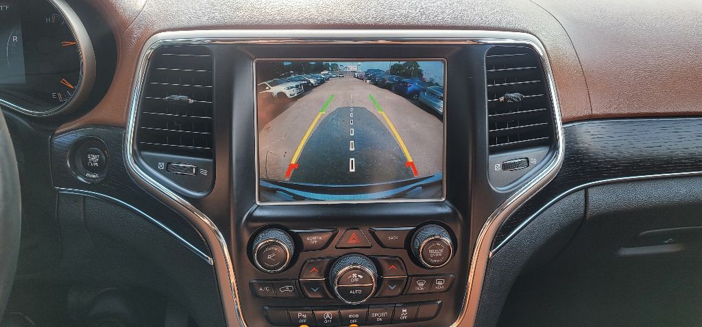 2016 Jeep Grand Cherokee Image 17