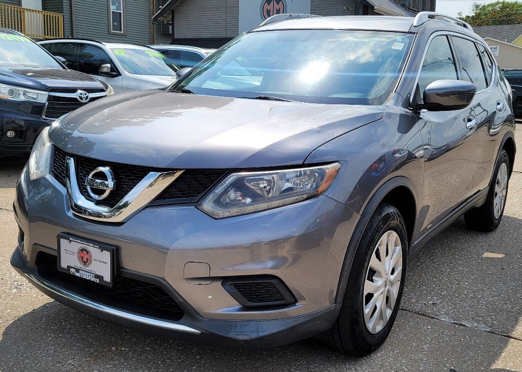 2016 Nissan Rogue Image 1